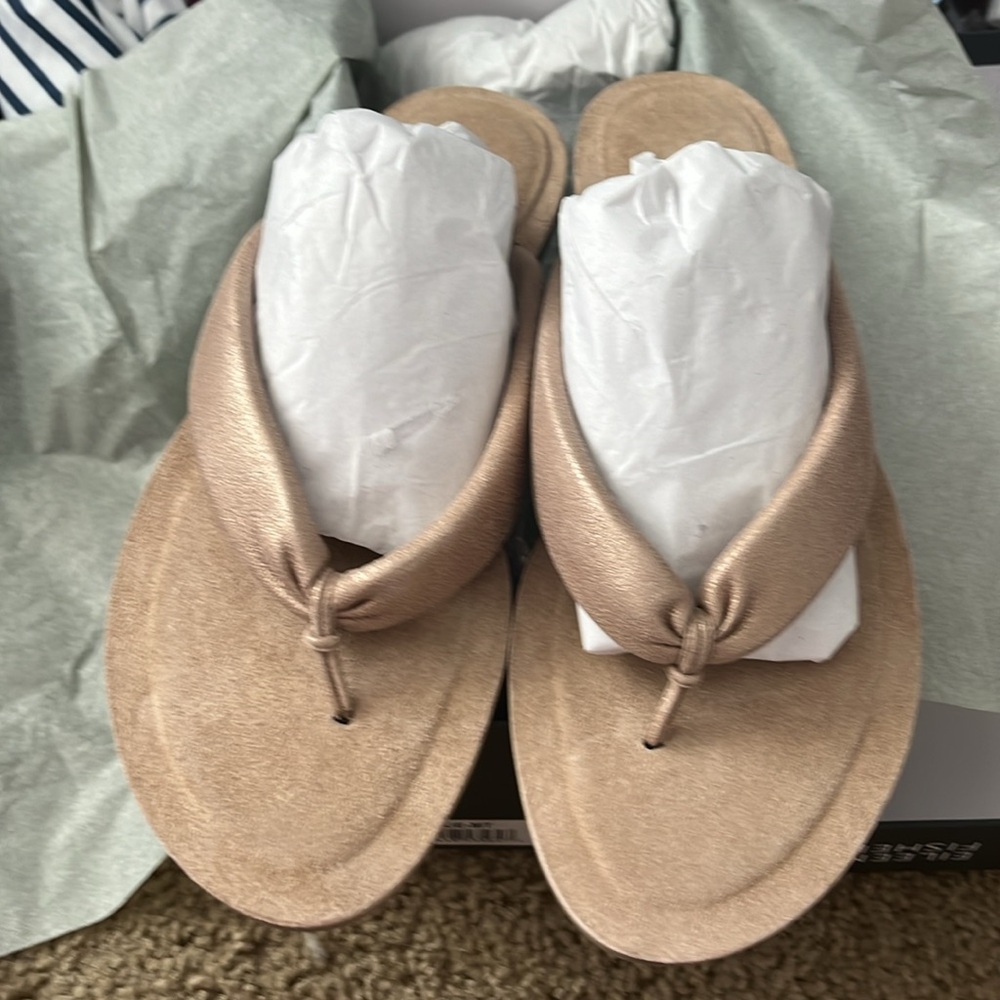 Eileen Fisher Light Gold Suede Sandals, New in Box - Picture 2 of 6